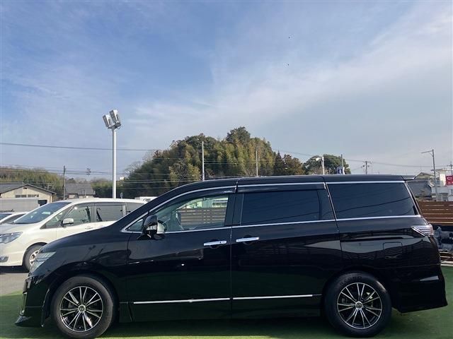 NISSAN ELGRAND 2017 Image 31