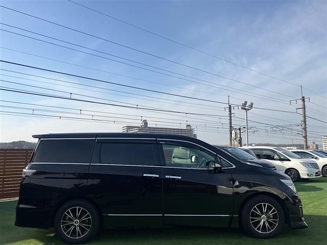 NISSAN ELGRAND 2017 Image 31