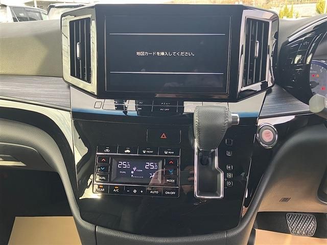 NISSAN ELGRAND  4WD 2021 Image 31