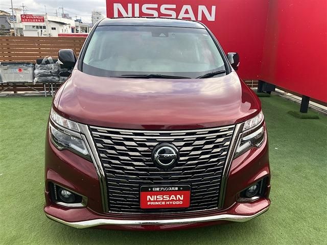 NISSAN ELGRAND  4WD 2021 Image 31