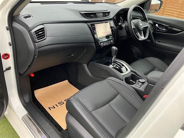 NISSAN X-TRAIL HYBRID 4WD 2018 Image 31