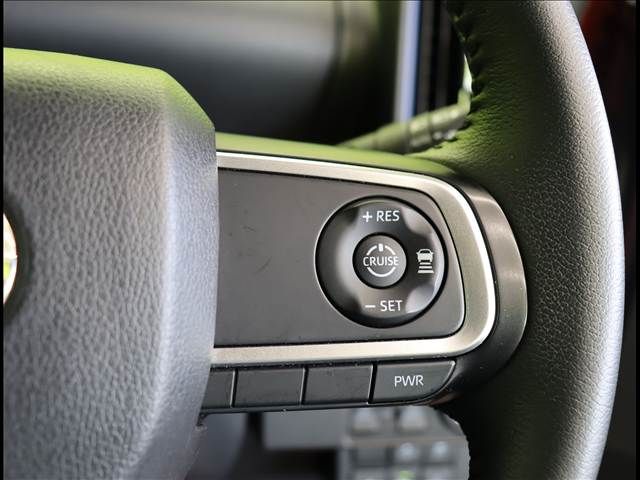 DAIHATSU TANTO CUSTOM 2022 Image 31