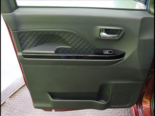 DAIHATSU TANTO CUSTOM 2022 Image 31