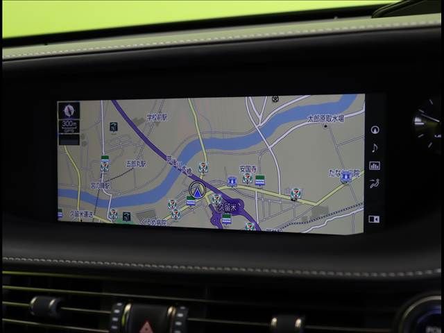 TOYOTA LEXUS LS500H 4WD 2017 Image 31