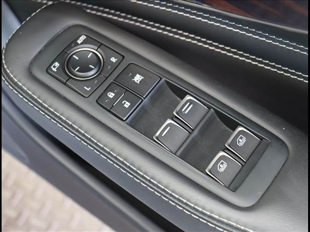 TOYOTA LEXUS LS500H 4WD 2017 Image 31