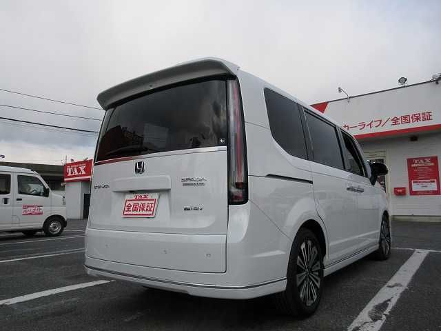HONDA STEPWAGON E:HEV SPAD 2023 Image 31