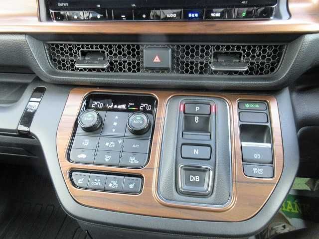 HONDA STEPWAGON E:HEV SPAD 2023 Image 31