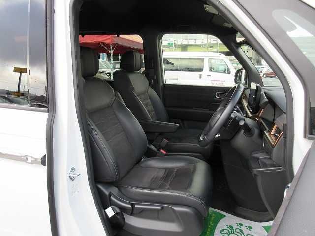 HONDA STEPWAGON E:HEV SPAD 2023 Image 31