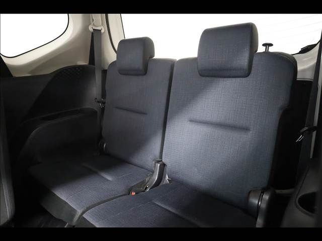 TOYOTA SIENTA HYBRID 2016 Image 31