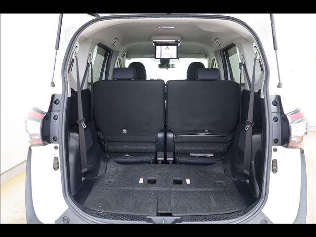 TOYOTA SIENTA HYBRID 2016 Image 31