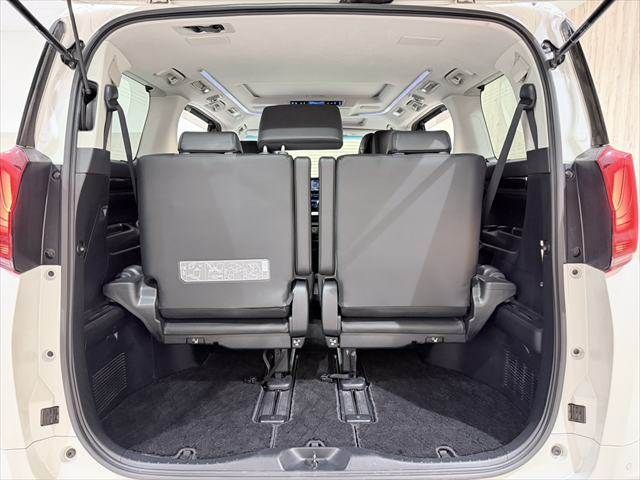 TOYOTA ALPHARD HYBRID 4WD 2019 Image 31