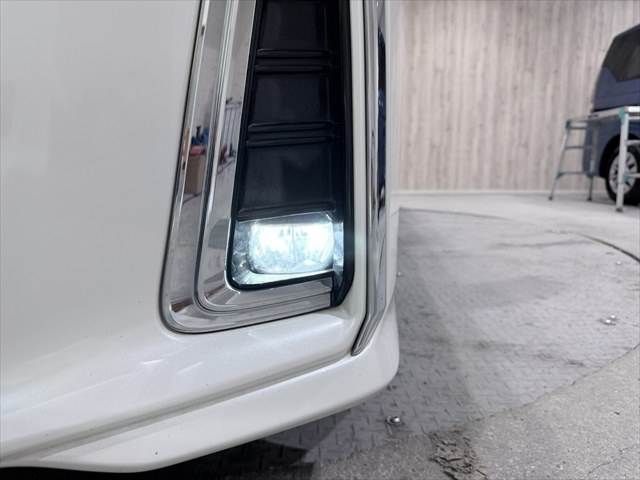 TOYOTA ALPHARD HYBRID 4WD 2019 Image 31