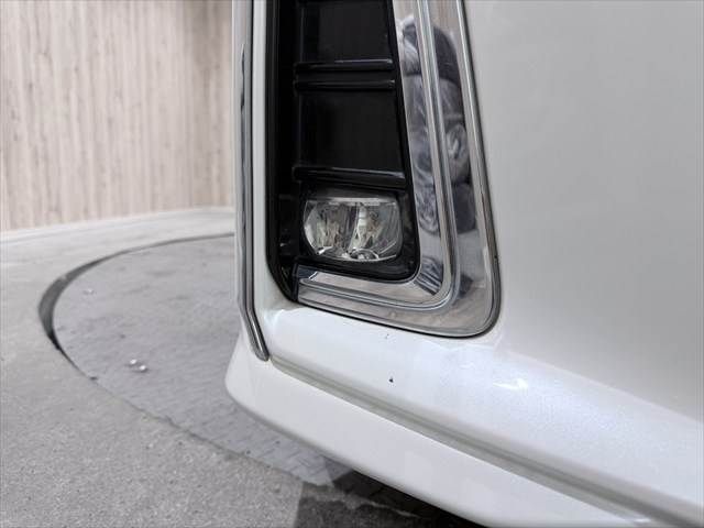 TOYOTA ALPHARD HYBRID 4WD 2019 Image 31