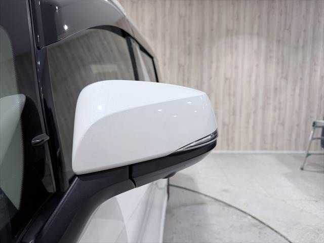 TOYOTA ALPHARD HYBRID 4WD 2019 Image 31