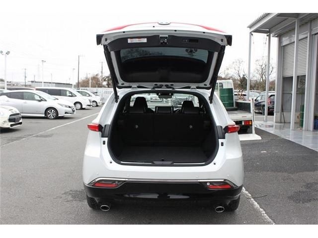 TOYOTA HARRIER PHEV 2022 Image 31