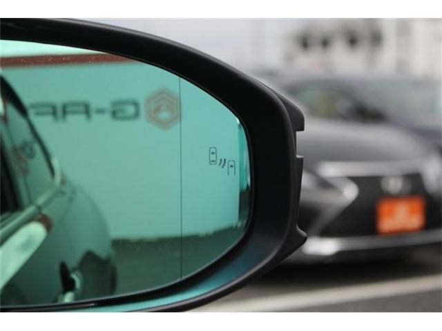 TOYOTA PRIUS 4WD 2023 Image 31