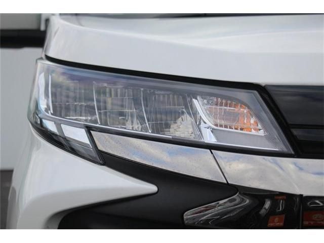 TOYOTA NOAH 4WD 2023 Image 31