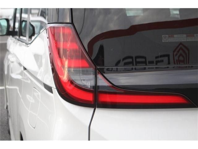 TOYOTA NOAH 4WD 2023 Image 31