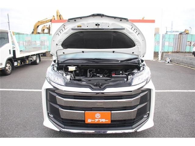 TOYOTA NOAH 4WD 2023 Image 31