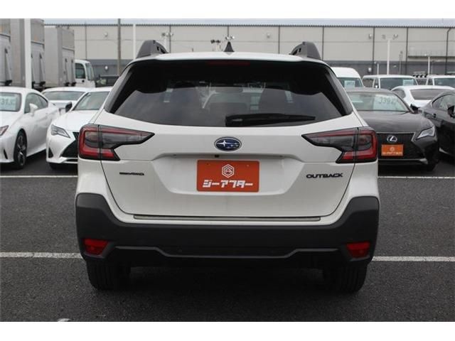 SUBARU LEGACY OUTBACK 2023 Image 31