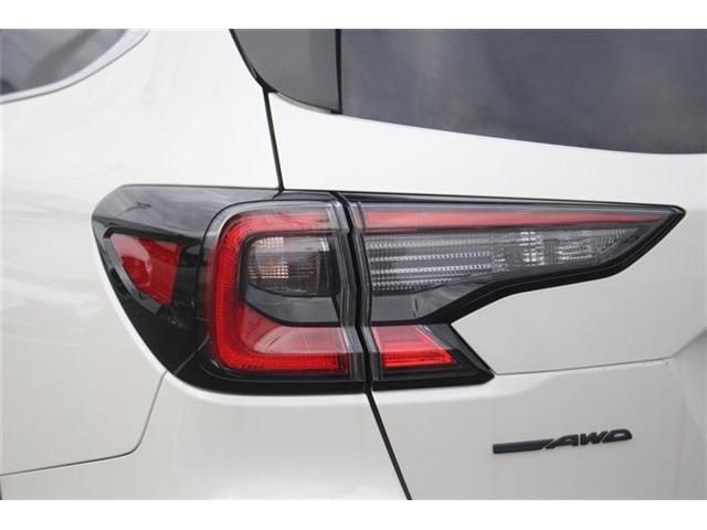 SUBARU LEGACY OUTBACK 2023 Image 31