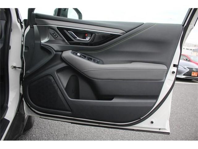 SUBARU LEGACY OUTBACK 2023 Image 31
