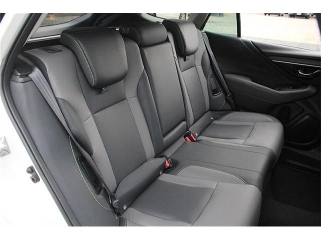 SUBARU LEGACY OUTBACK 2023 Image 31