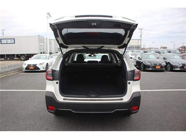 SUBARU LEGACY OUTBACK 2023 Image 31