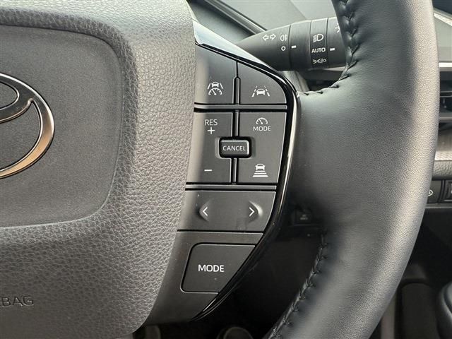 TOYOTA PRIUS 4WD 2023 Image 31