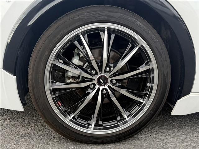 TOYOTA PRIUS 4WD 2023 Image 31