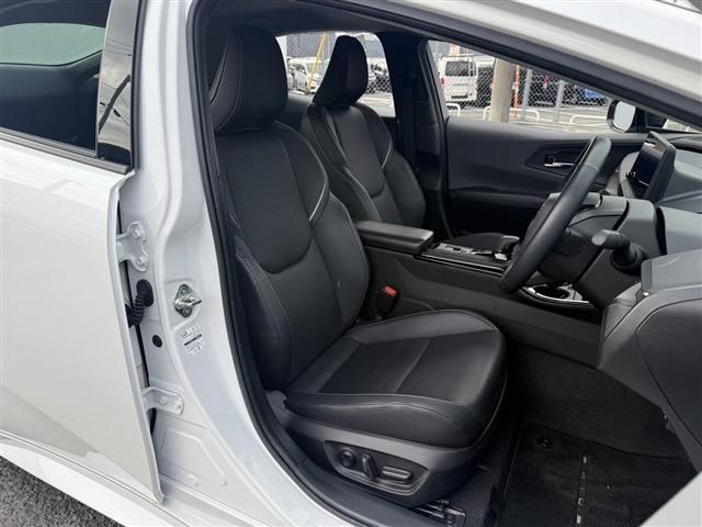 TOYOTA PRIUS 4WD 2023 Image 31