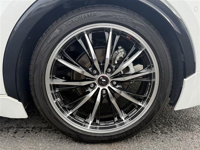 TOYOTA PRIUS 4WD 2023 Image 31