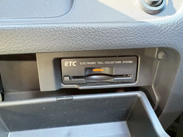 NISSAN SERENA  S-HYBRID 2014 Image 31