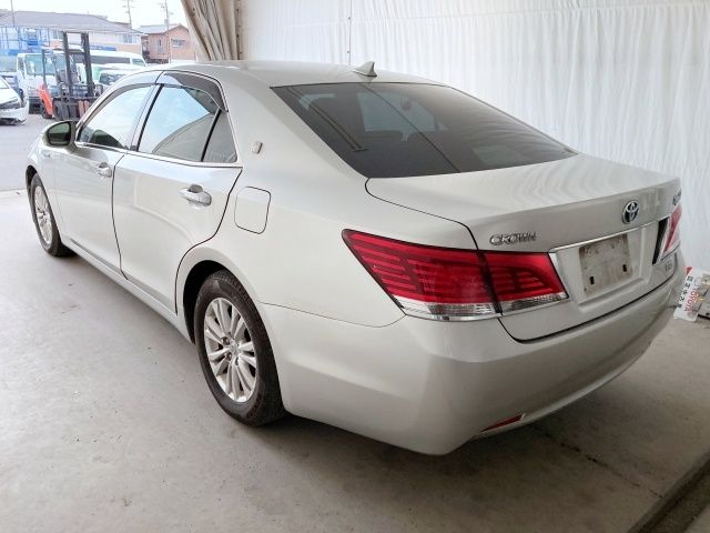 TOYOTA CROWN SEDAN HYBRID 2013 Image 31