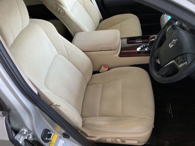 TOYOTA CROWN SEDAN HYBRID 2013 Image 31