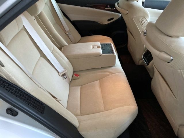 TOYOTA CROWN SEDAN HYBRID 2013 Image 31