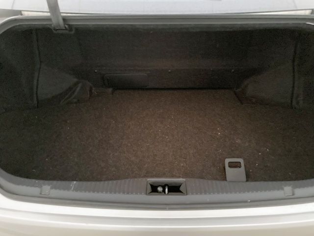 TOYOTA CROWN SEDAN HYBRID 2013 Image 31