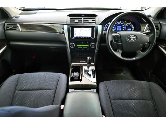 TOYOTA CAMRY HYBRID 2013 Image 31