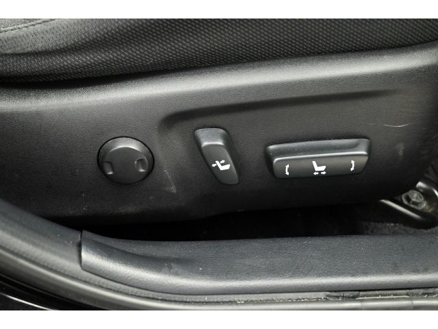 TOYOTA CAMRY HYBRID 2013 Image 31