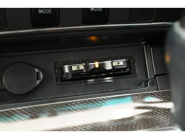 TOYOTA CAMRY HYBRID 2013 Image 31