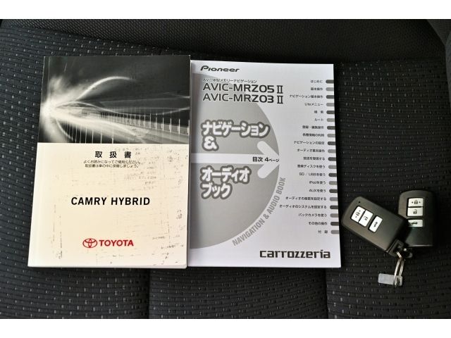 TOYOTA CAMRY HYBRID 2013 Image 31