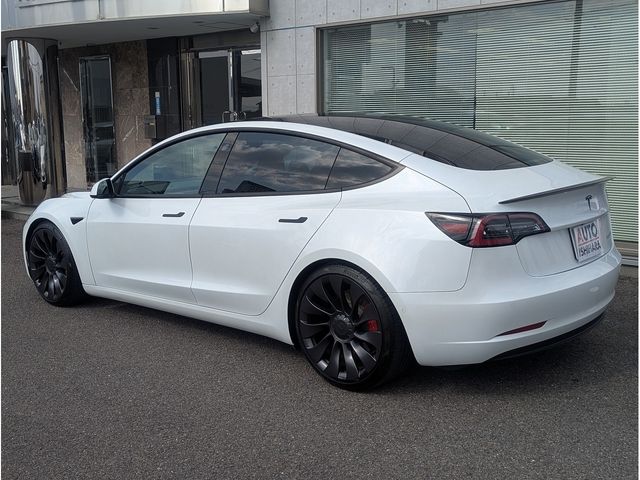 TESLA MODEL 3 2020 Image 31