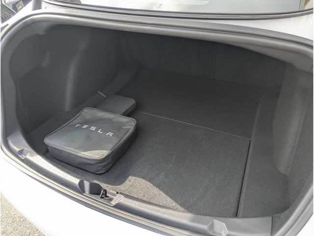 TESLA MODEL 3 2020 Image 31
