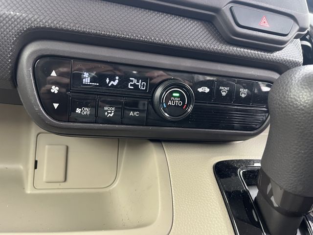 HONDA N BOX 2020 Image 31