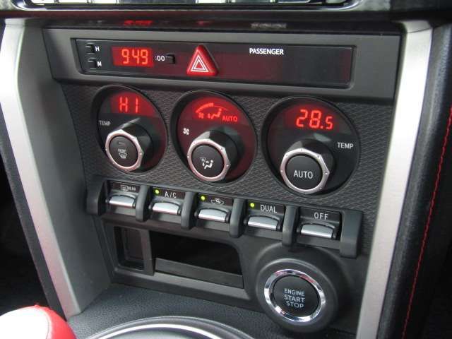 TOYOTA 86 2013 Image 31