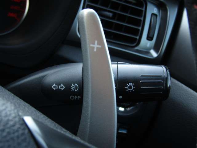 SUBARU IMPREZA WRX 5DOOR 2011 Image 31