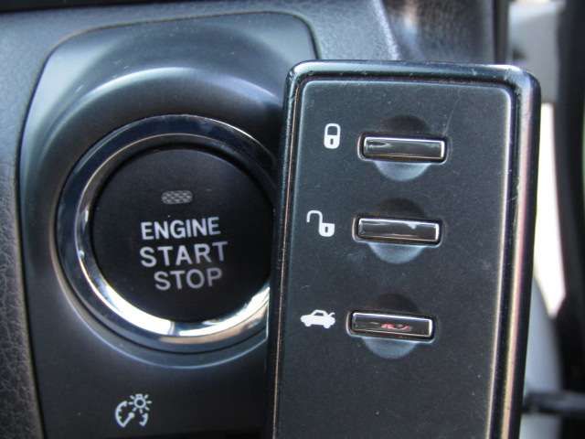 SUBARU IMPREZA WRX 5DOOR 2011 Image 31