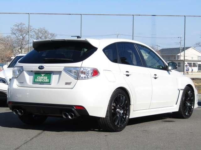 SUBARU IMPREZA WRX 5DOOR 2011 Image 31
