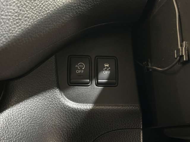 NISSAN SERENA  S-HYBRID 4WD 2014 Image 31