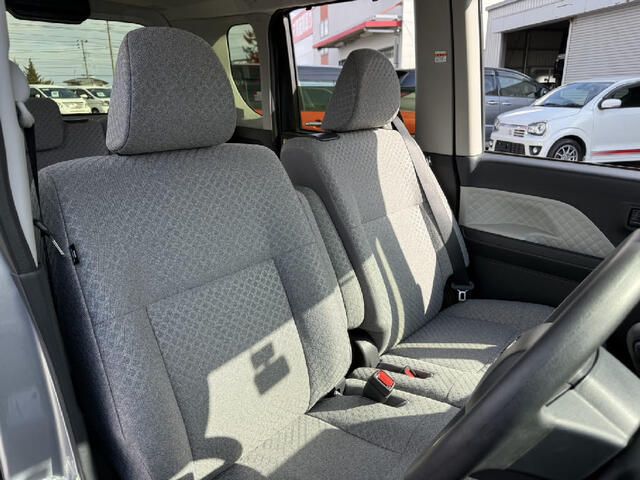 DAIHATSU TANTO 4WD 2022 Image 31